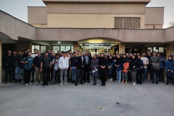 با حضور رئیس و اعضای هیات علمی دانشکده، مراسم معارفه دانشجویان جدیدالورود برگزار شد